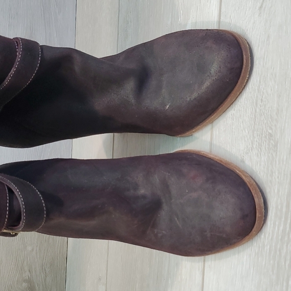 Club Monaco Womens Tall Suede Heels boots shoes sz 40 US 9 - Picture 4 of 11